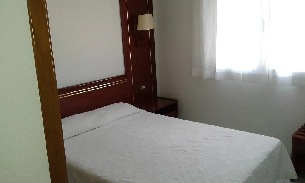 Hostal La Vinya L' Escala Pensionat